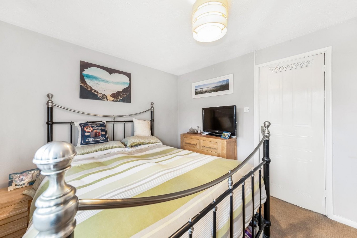 Pennington Way, London