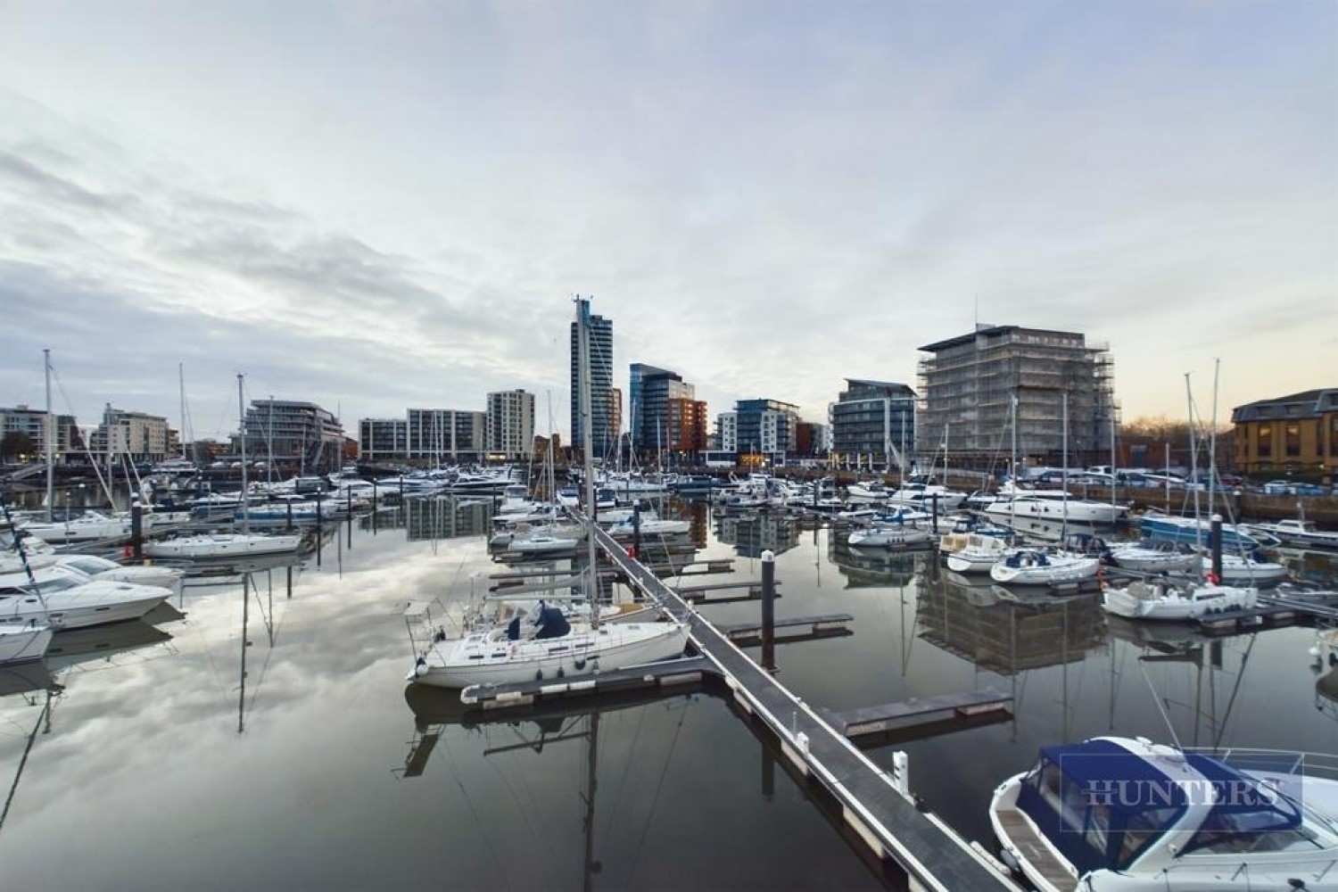 Calshot Court, Ocean Village, SO14