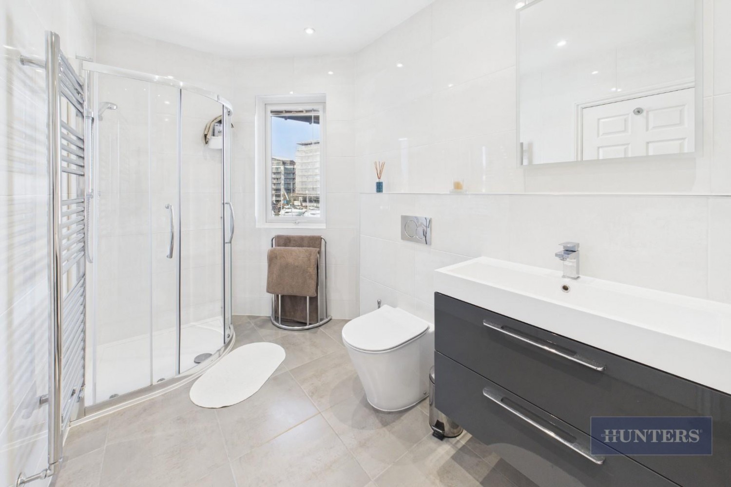 Calshot Court, Ocean Village, SO14