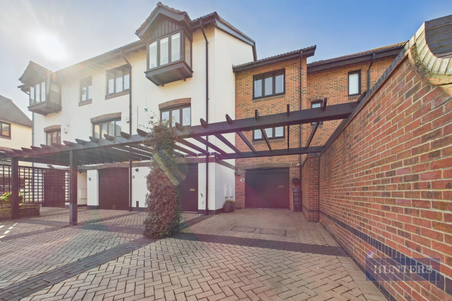 Calshot Court, Ocean Village, SO14