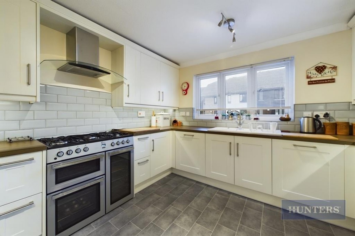 Calshot Court, Ocean Village, SO14
