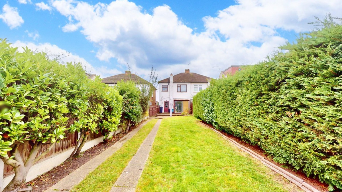 Canon Avenue, Chadwell Heath, RM6