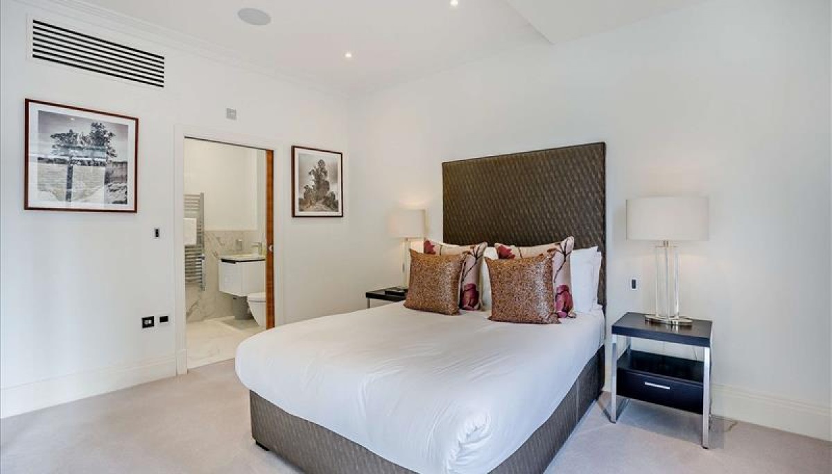 Palace Wharf, Rainville Road, London, W6