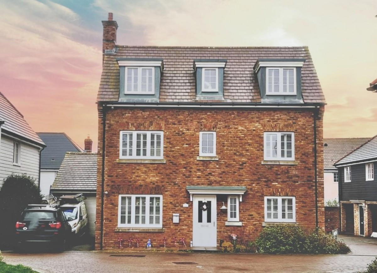 Four Bedroom Detached Home with Garage, Finberry