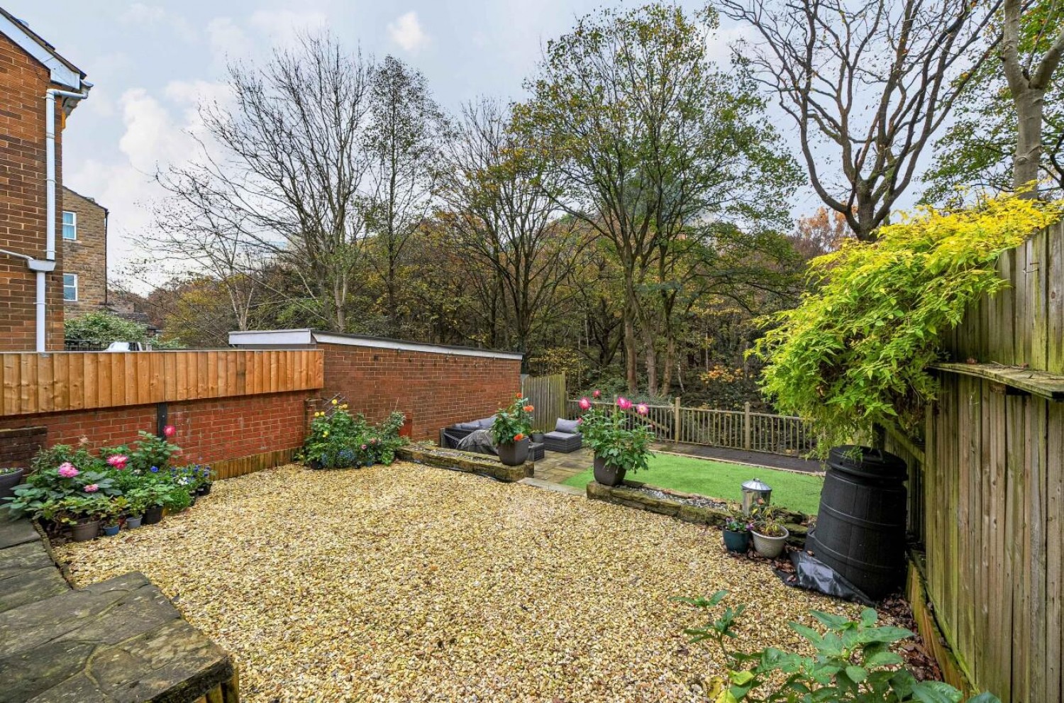 Hawksworth Road, Horsforth, LS18