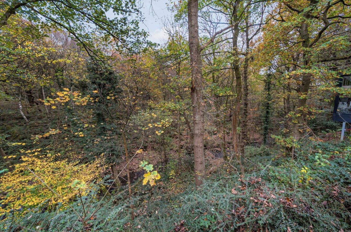 Hawksworth Road, Horsforth, LS18