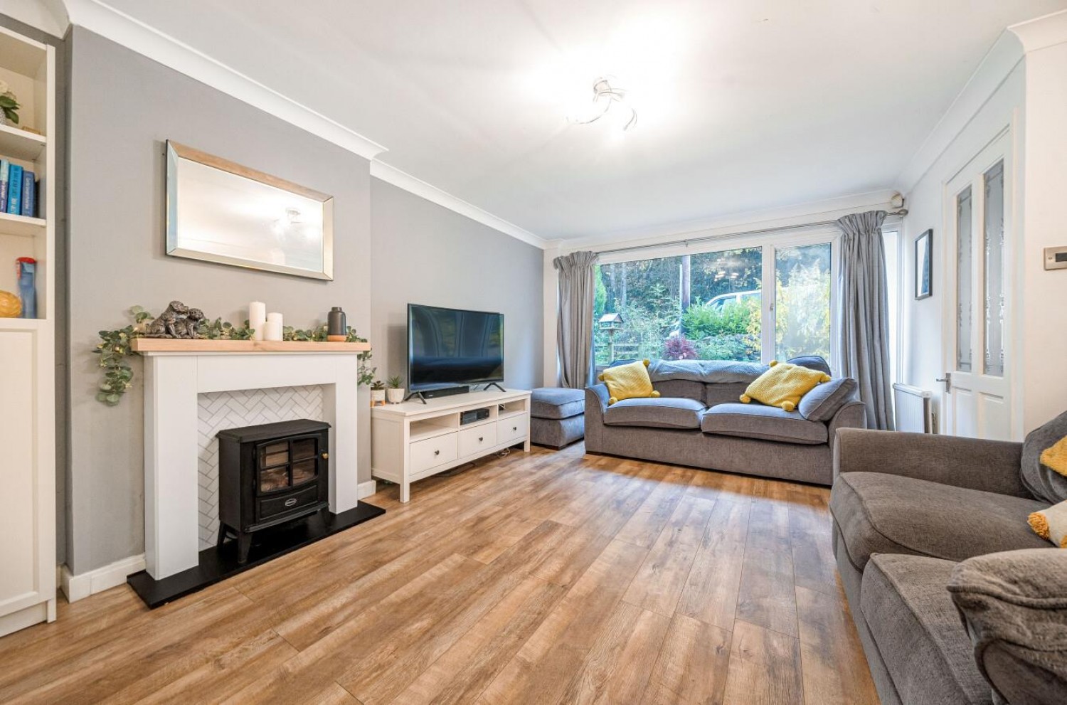 Hawksworth Road, Horsforth, LS18