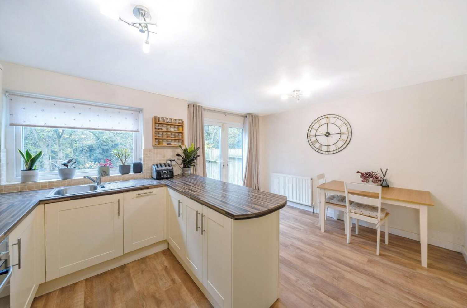 Hawksworth Road, Horsforth, LS18