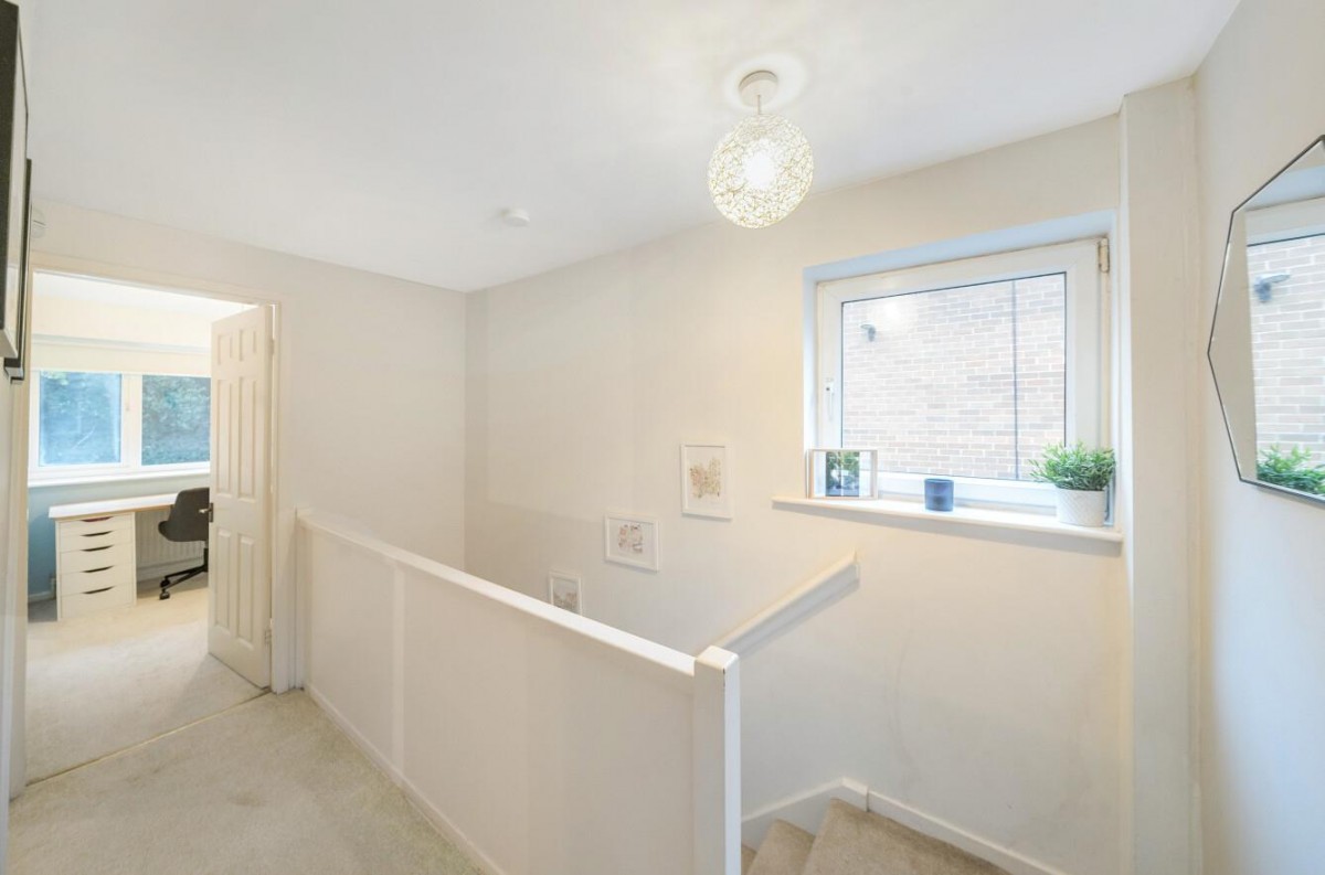 Hawksworth Road, Horsforth, LS18