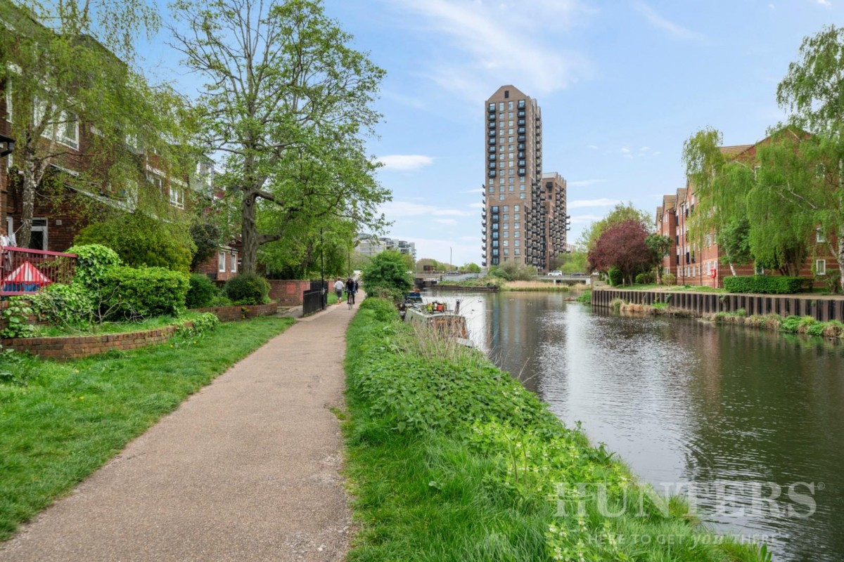 Kessock Close, London, N17