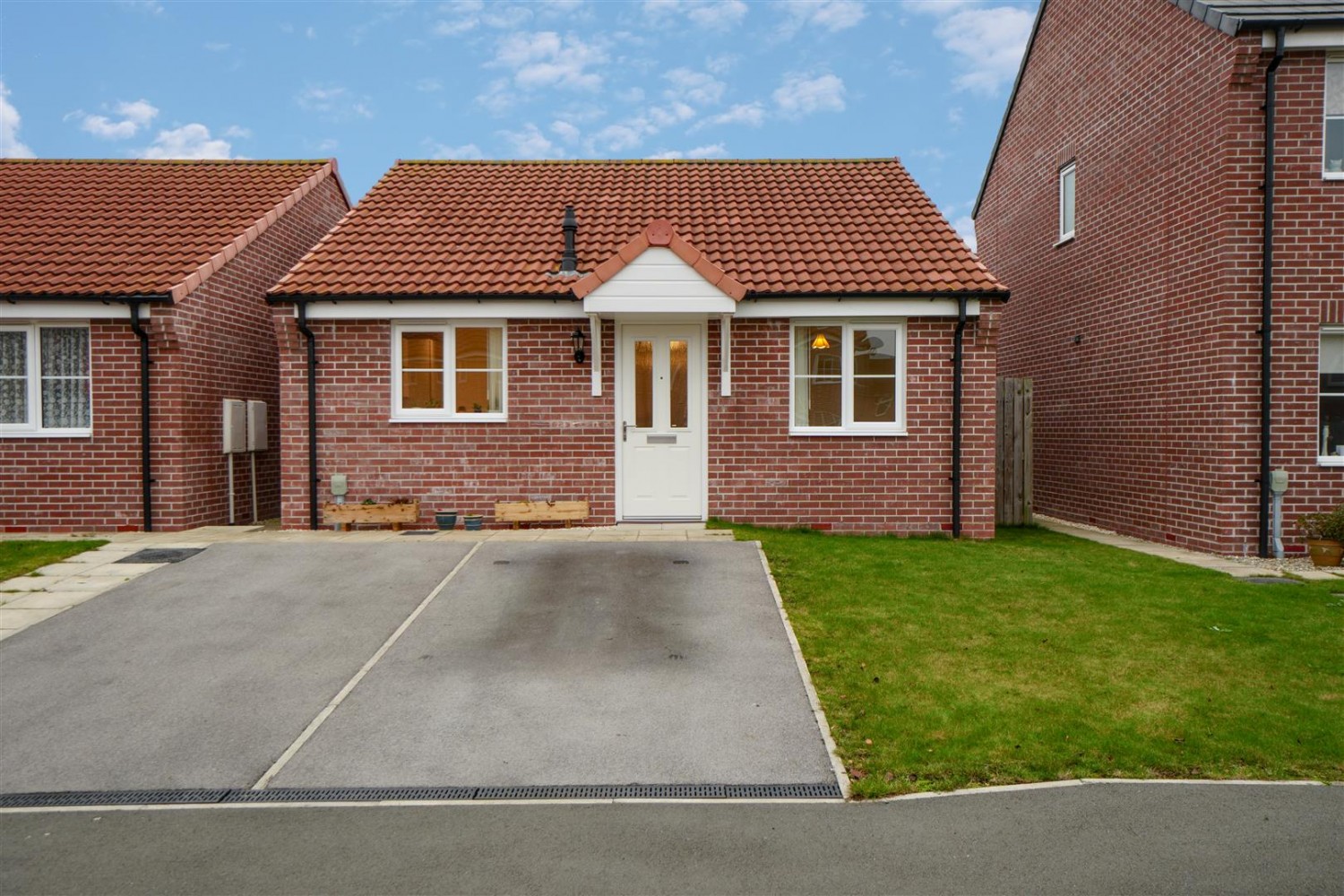 2 bedroom Bungalow for sale in Snowdrop Close, Easingwold, York