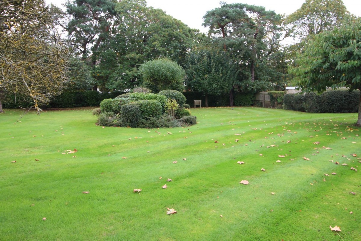 Waterford Road, Highcliffe, Christchurch