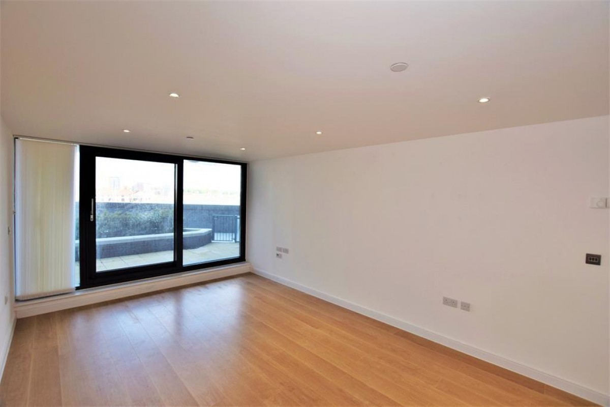 The Moresby Tower, Admirals Quay Ocean Way, Southampton