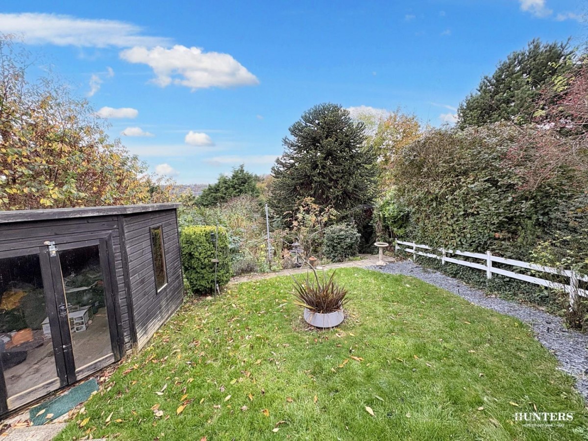 Moor Park Gardens, Dewsbury