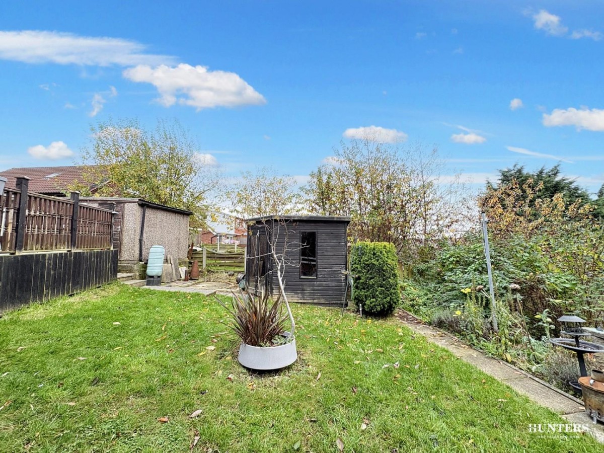 Moor Park Gardens, Dewsbury