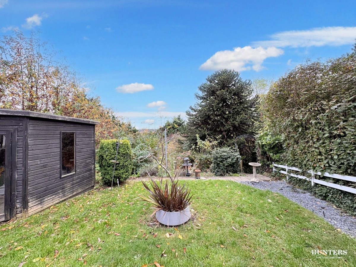 Moor Park Gardens, Dewsbury