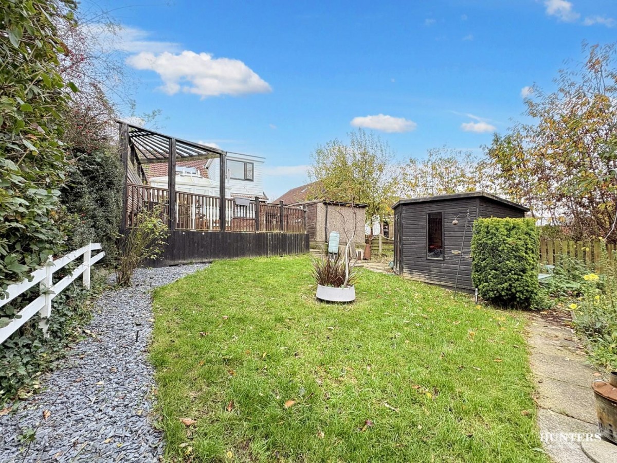 Moor Park Gardens, Dewsbury