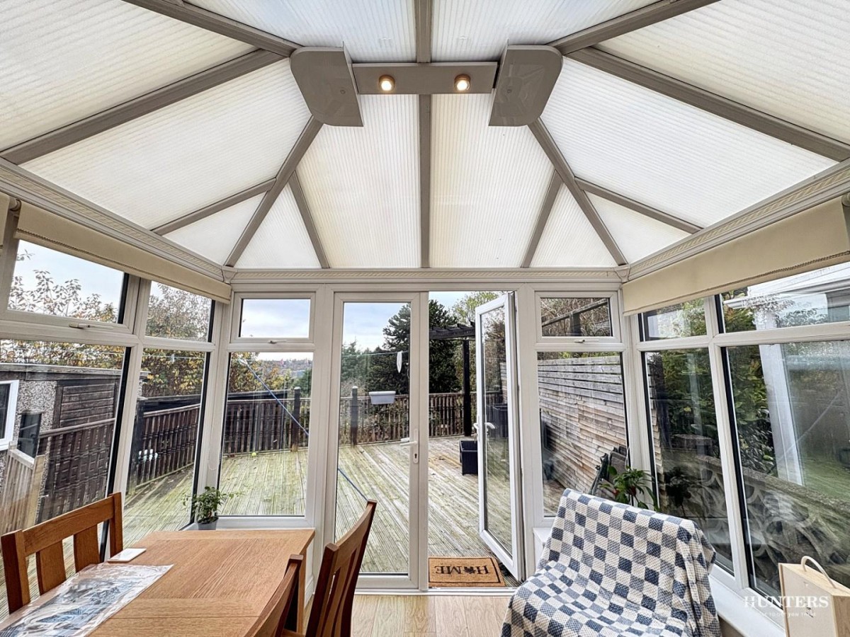 Moor Park Gardens, Dewsbury