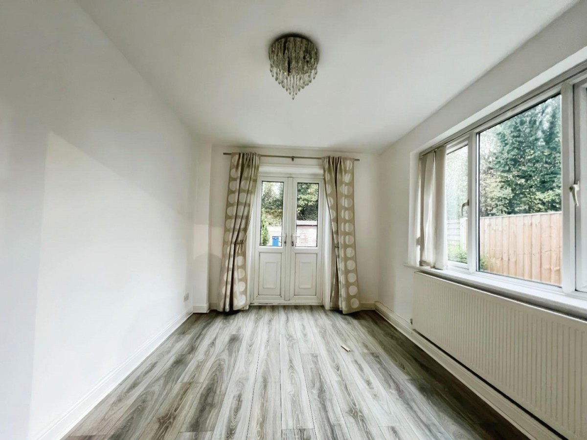 East Avenue, Warrington