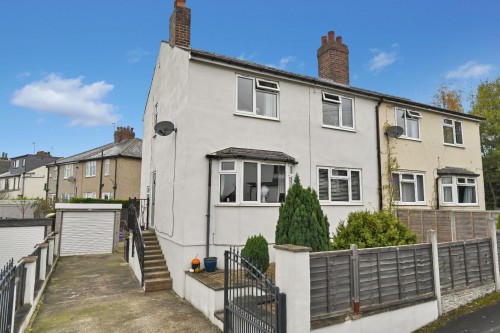 Brooklands Crescent, Yeadon, Leeds