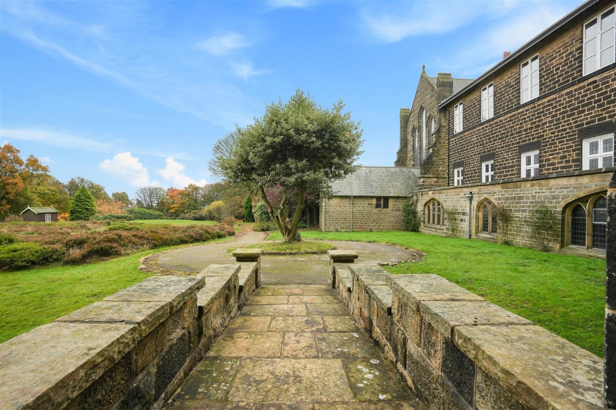 High Bradfield, Bradfield, Sheffield