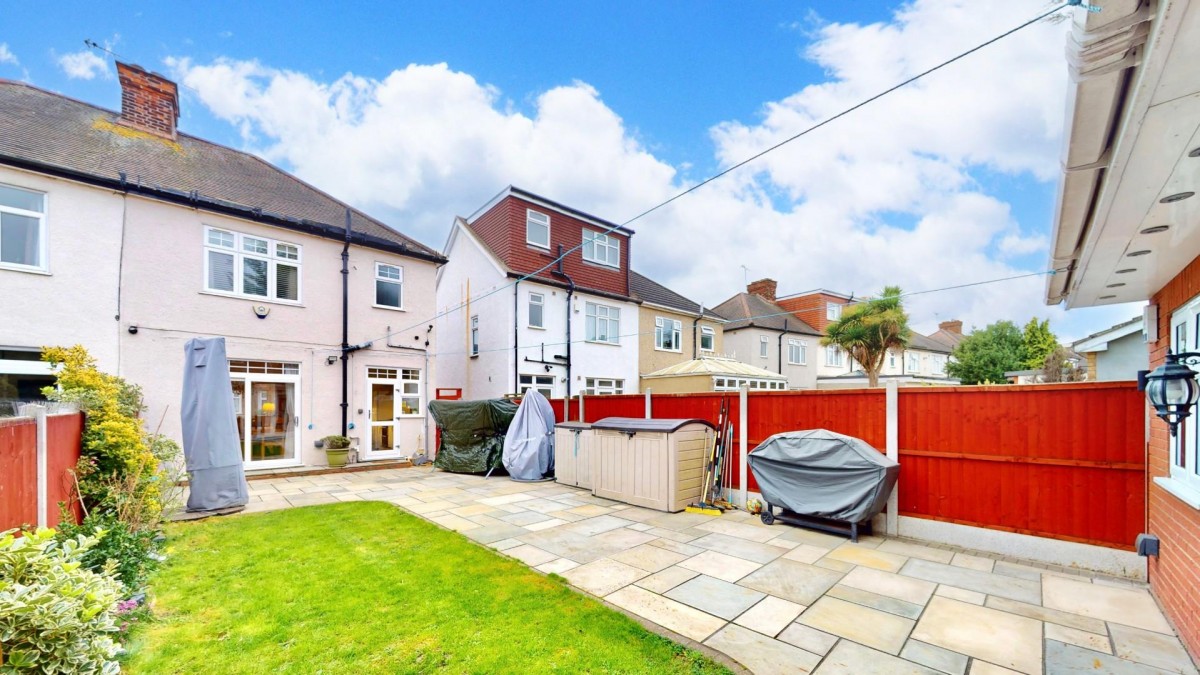 Havering Gardens, Chadwell Heath, RM6