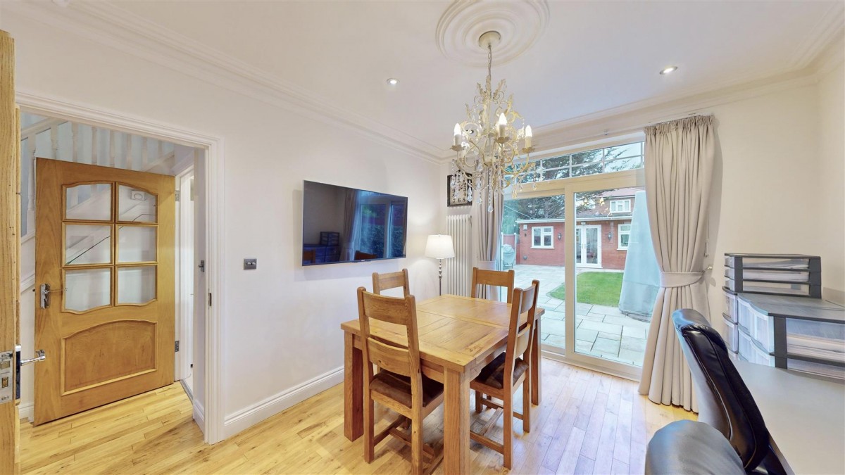 Havering Gardens, Chadwell Heath, RM6