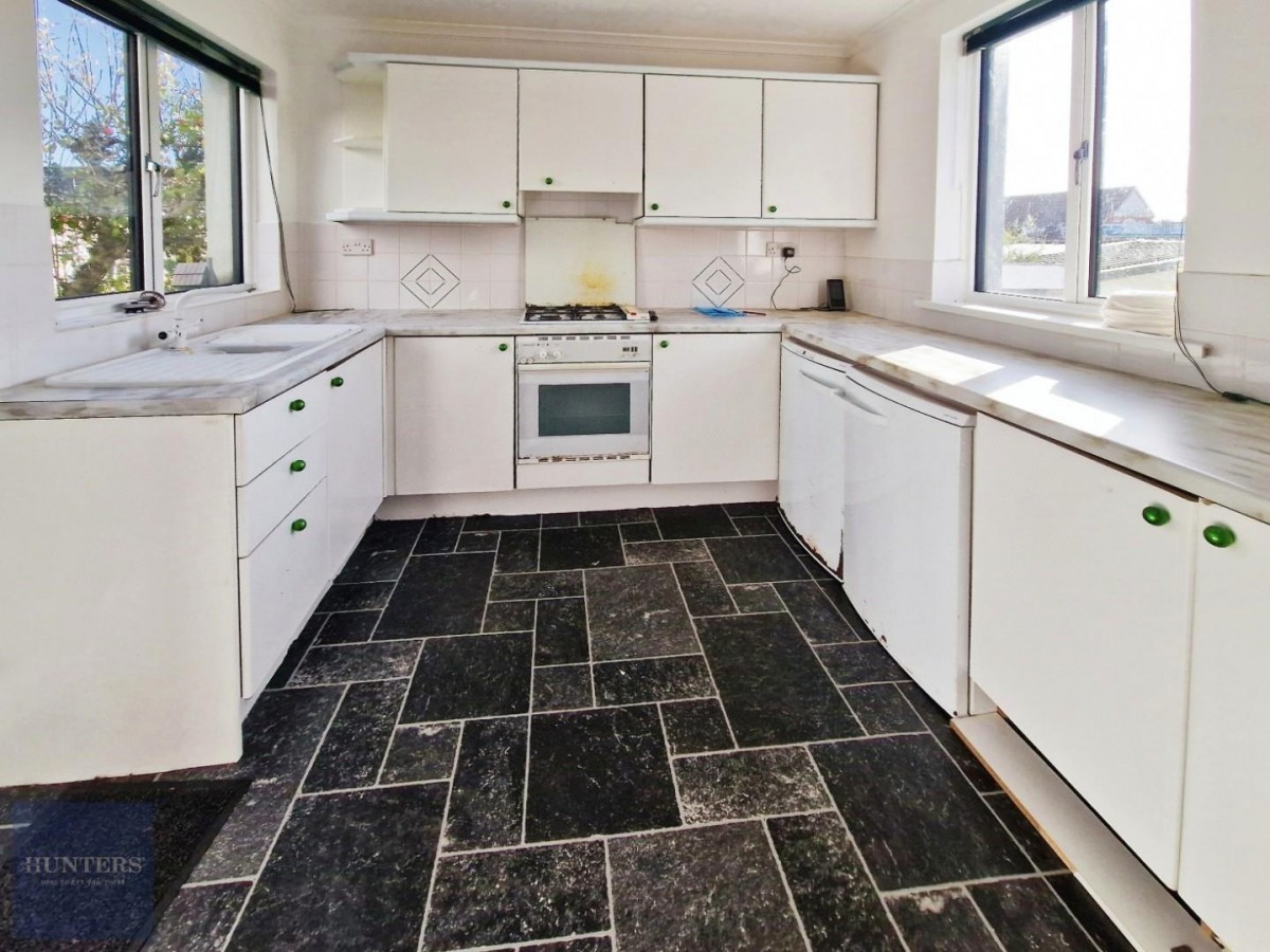 Glenwood Close, Coychurch, Bridgend, CF35 5EU