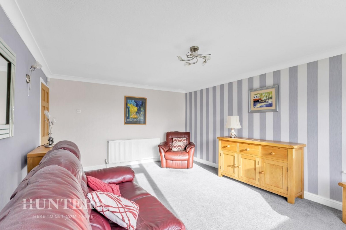 Starring Way, Bents Farm Estate, Littleborough, OL15 8RE