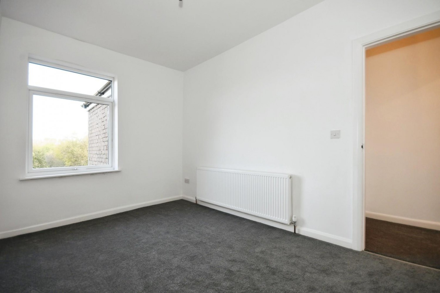 Derby Road, Chesterfield, S40 2ER