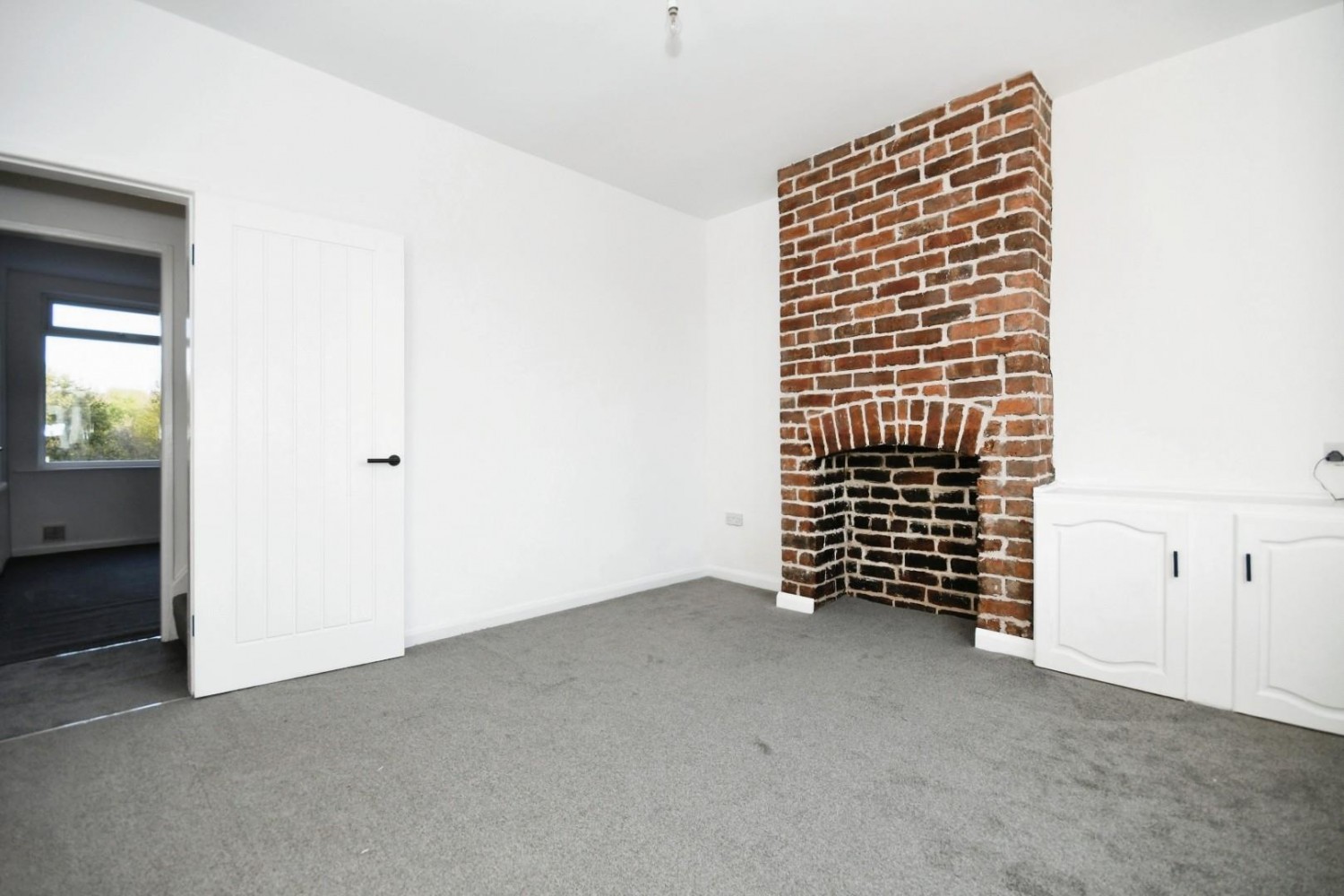 Derby Road, Chesterfield, S40 2ER