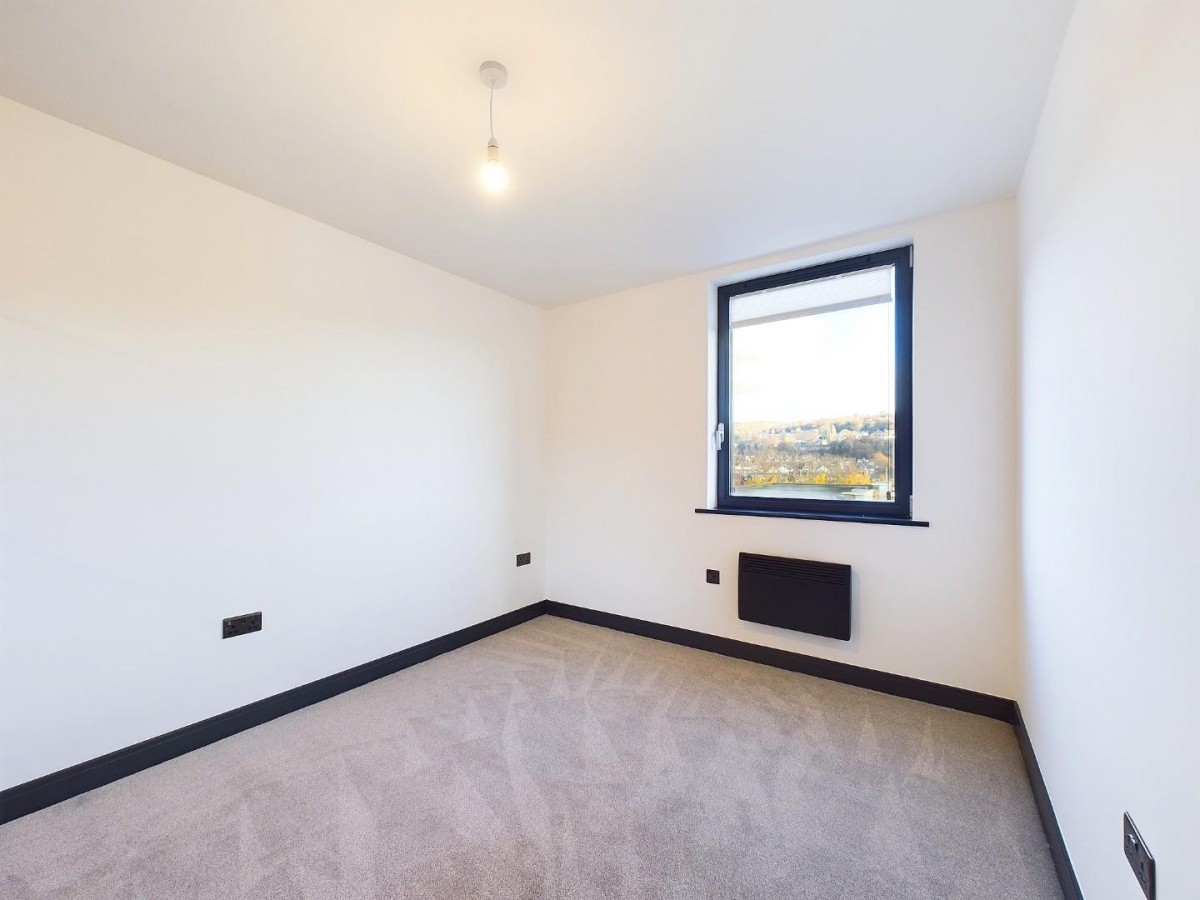 4 Five Rise Apartments, Ferncliffe Road, Bingley