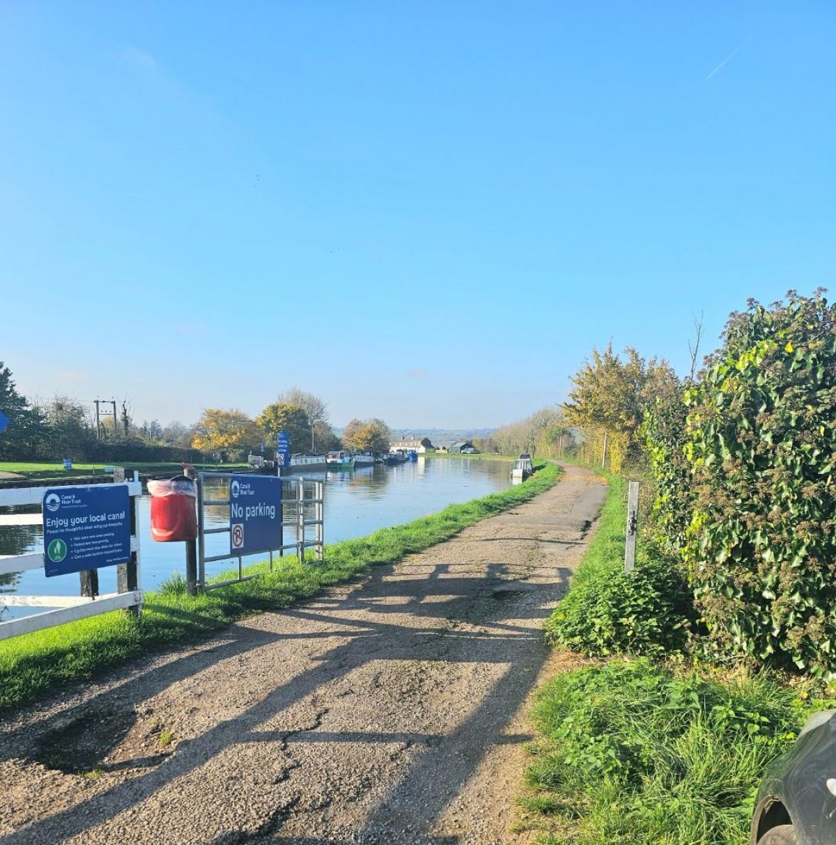 Canal Bank, Purton, Berkeley