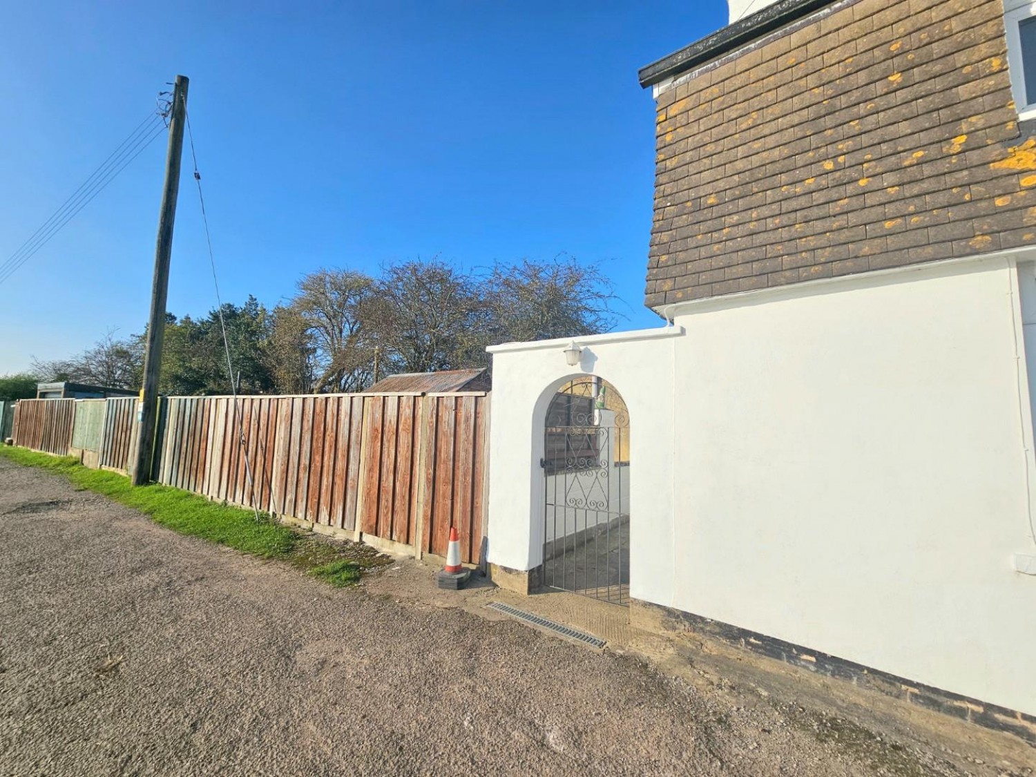 Canal Bank, Purton, Berkeley