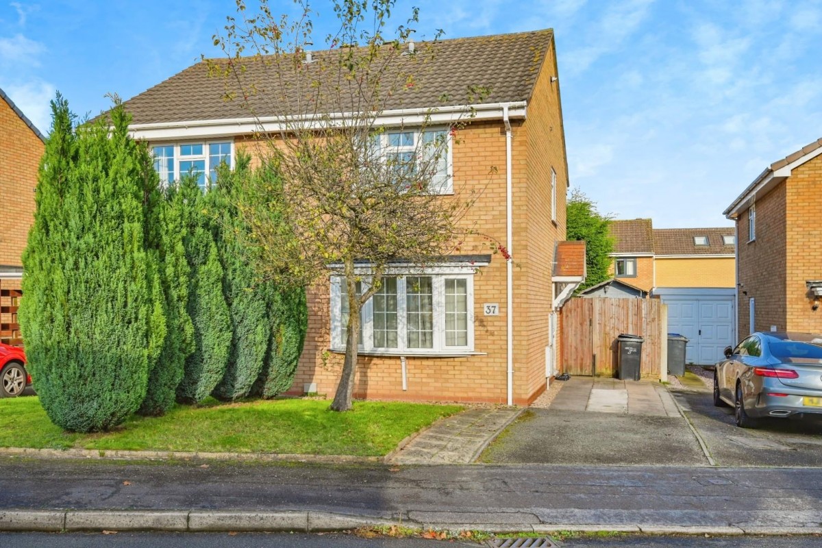 Cornfield Drive, Lichfield