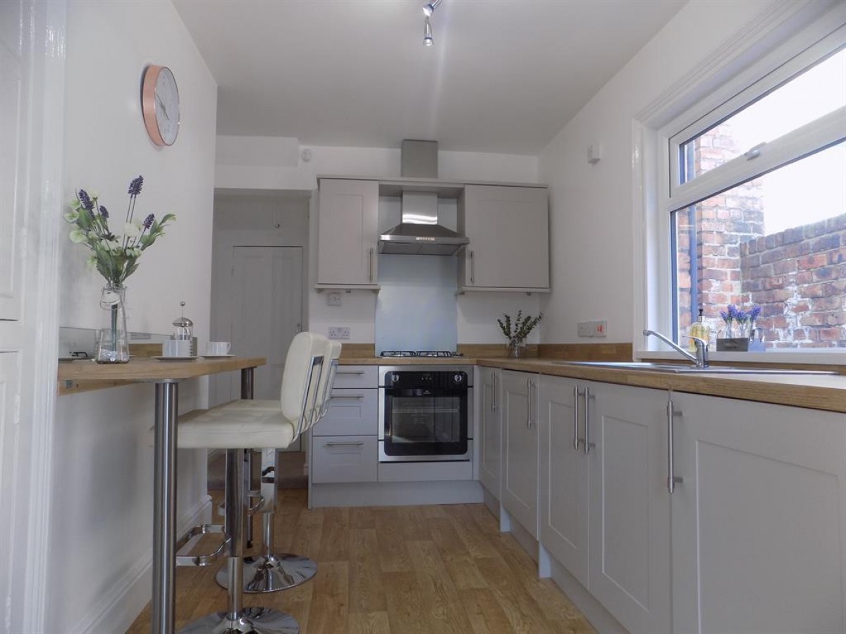 Crescent Road, Middlesbrough, TS1 4QS