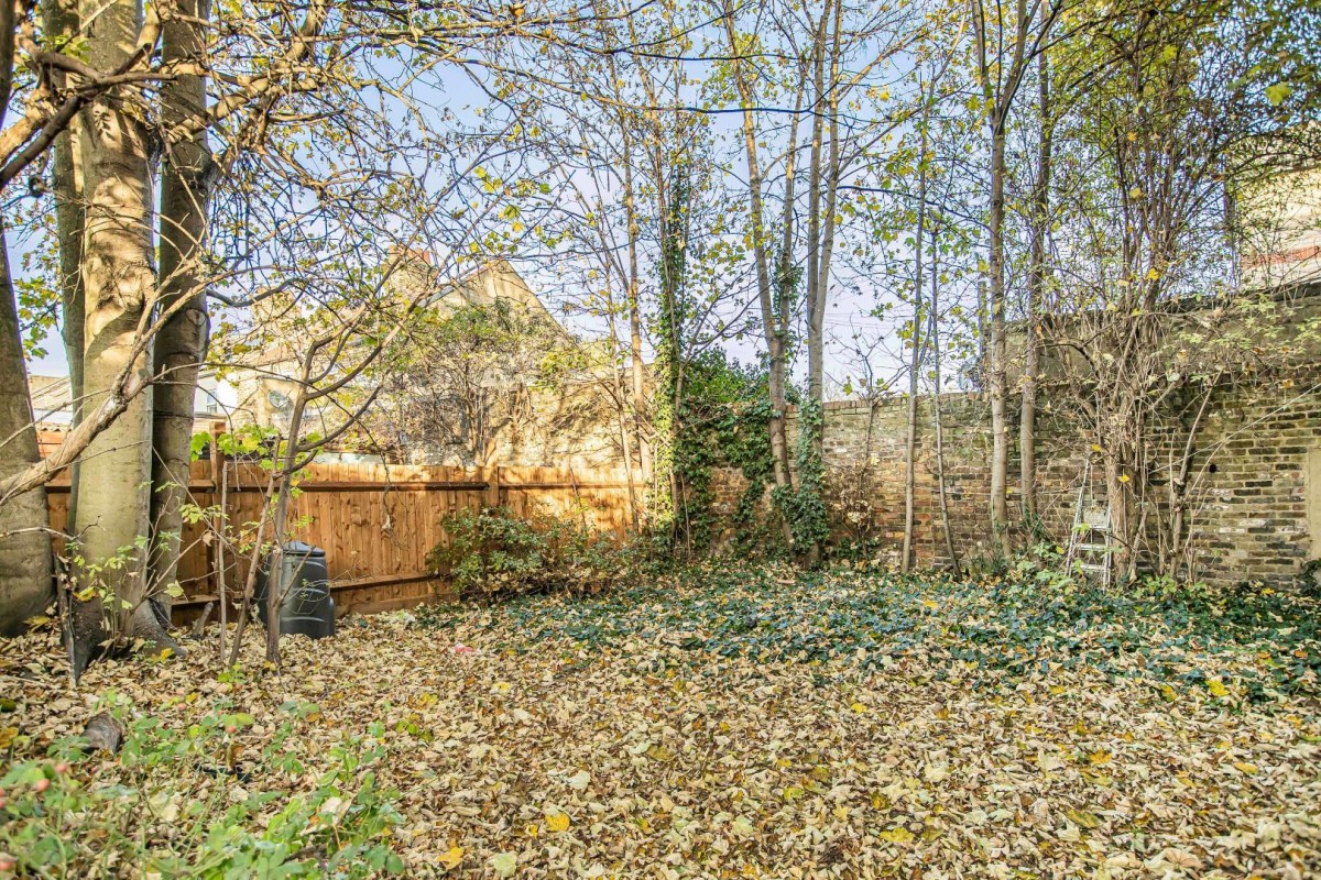 Southern Road, Plaistow, London, E13 9HU