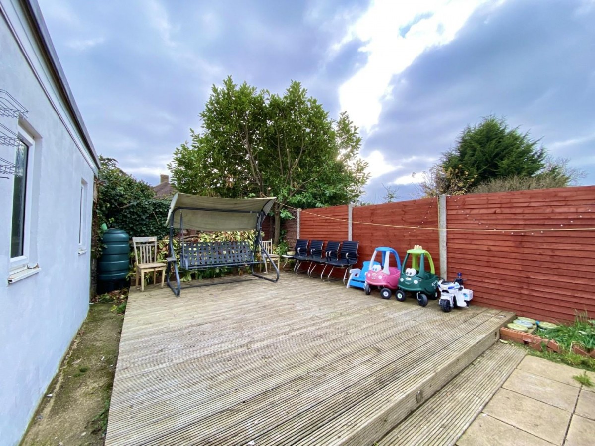 Oakington Avenue, Hayes, UB3 4AH