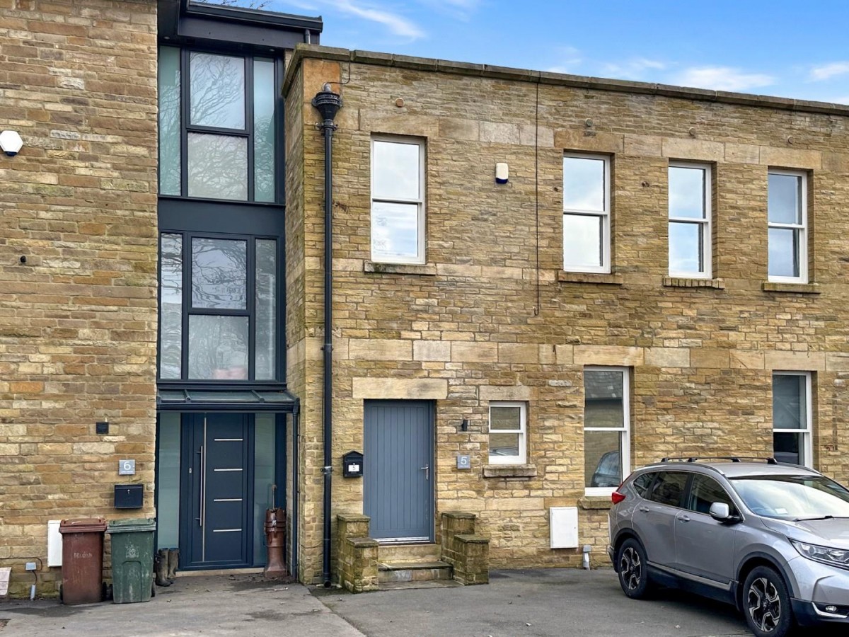 Linton House, Norwood Avenue, Menston,LS29 6GT