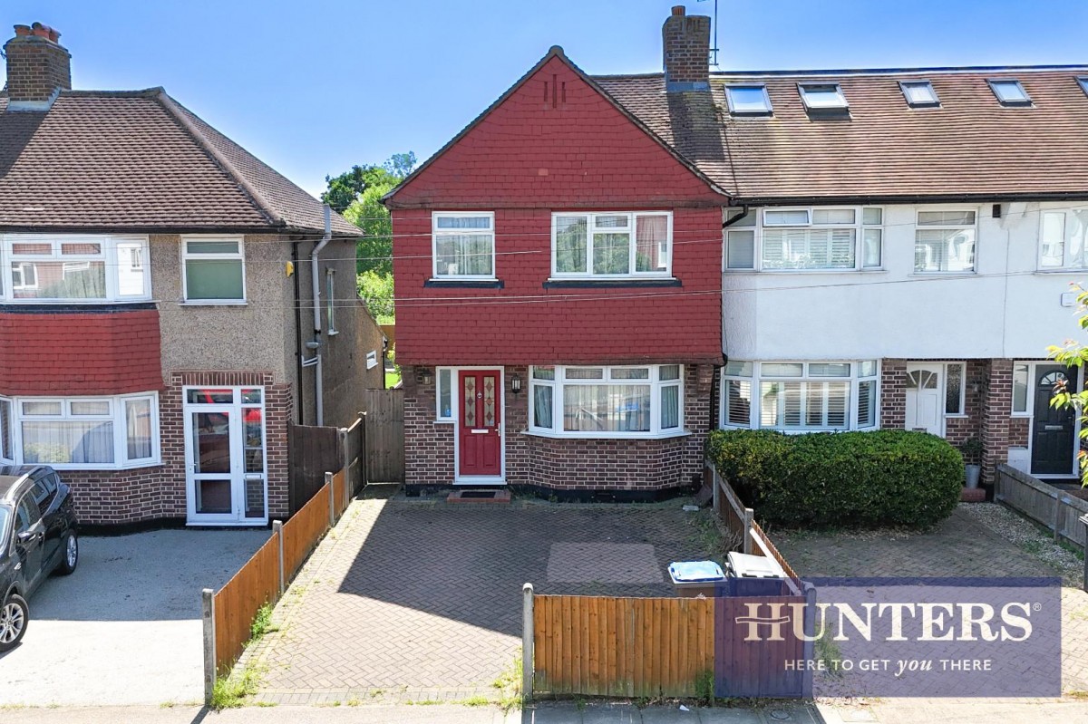 Pembury Avenue, Worcester Park, KT4 8BU