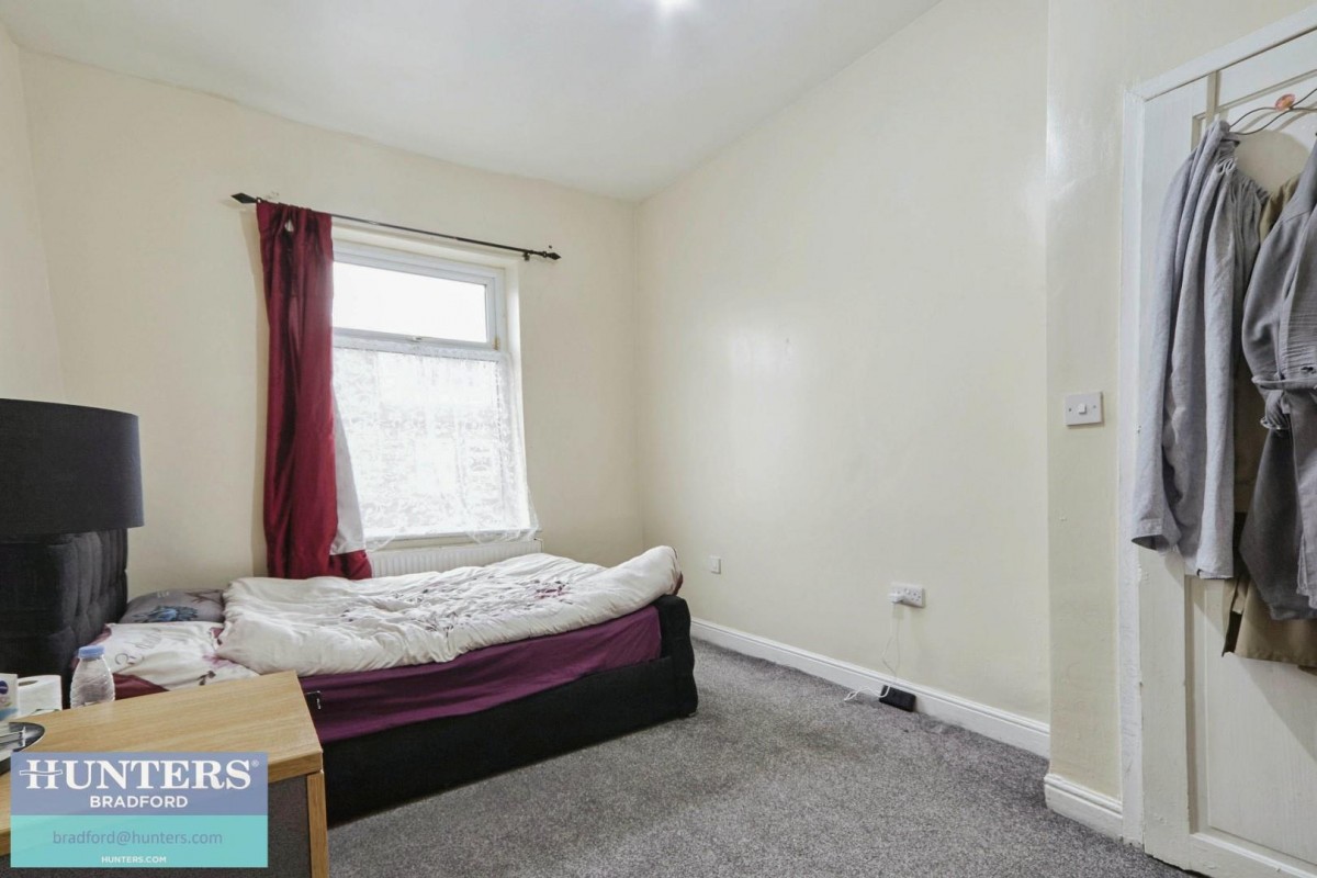 REF SR - Turner Place Bradford, West Yorkshire, BD7 3BE