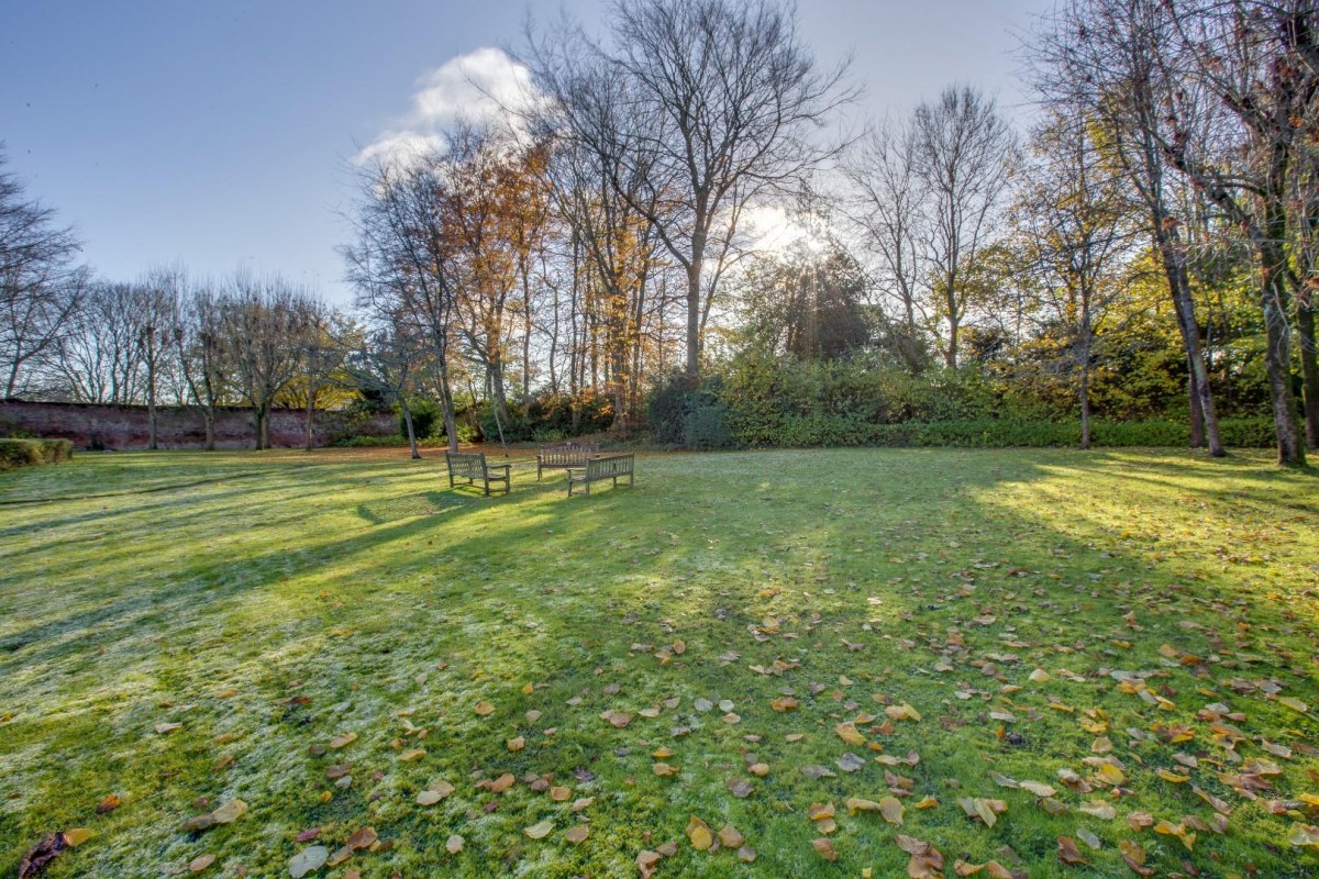 Thornhill Close, Old Amersham, Buckinghamshire, HP7 0EW