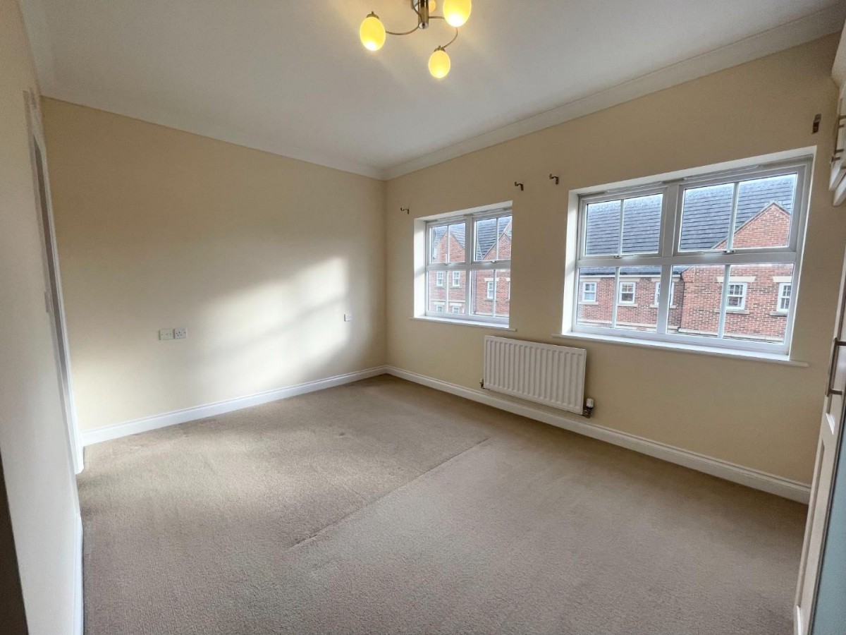 Featherstone Grove, NE3 5RJ