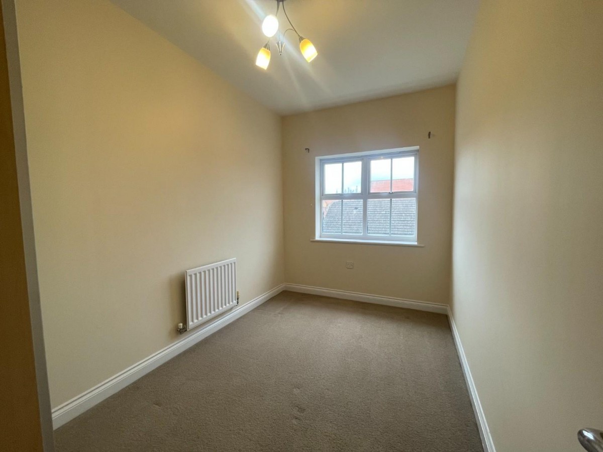 Featherstone Grove, NE3 5RJ