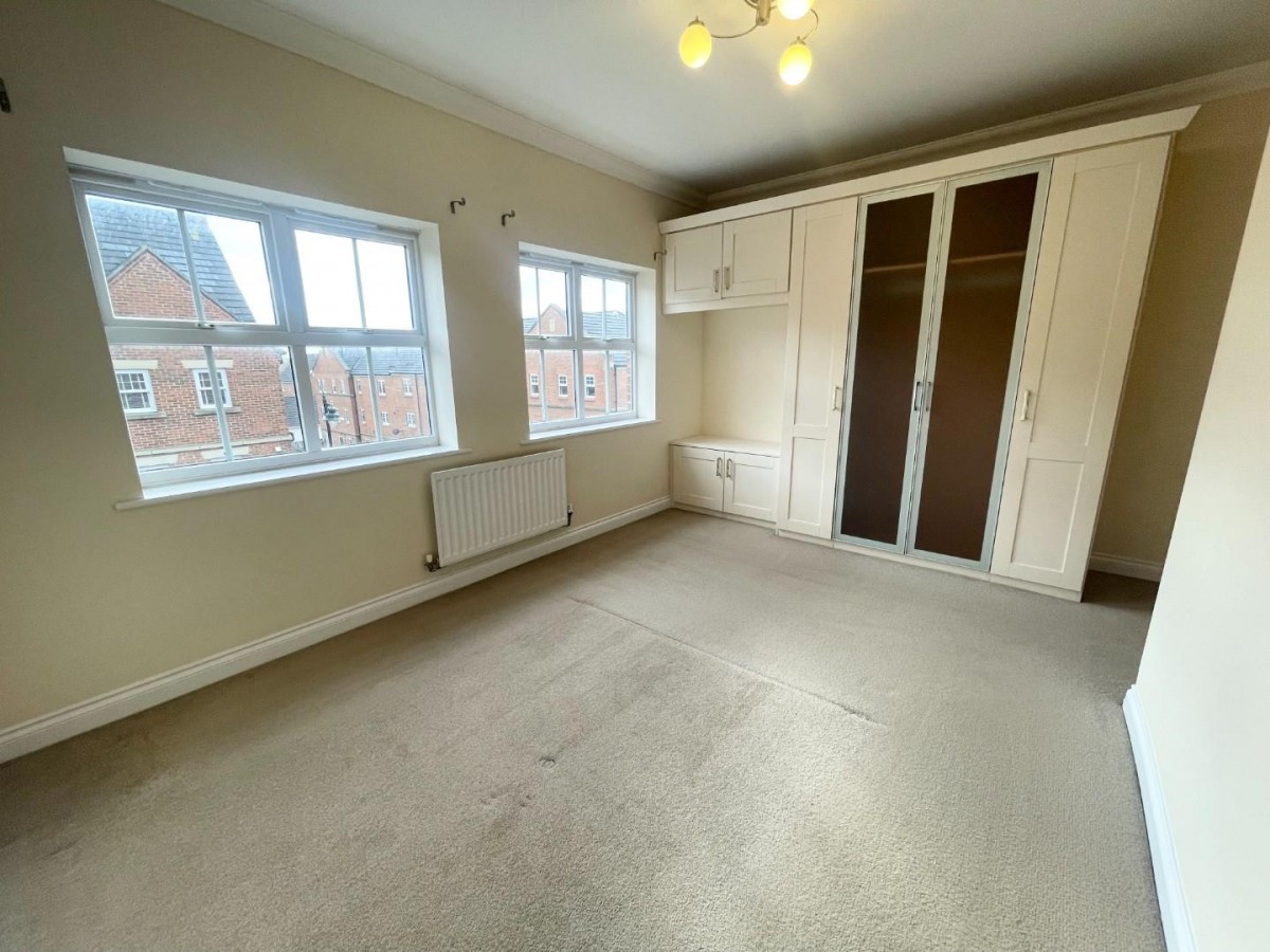 Featherstone Grove, NE3 5RJ