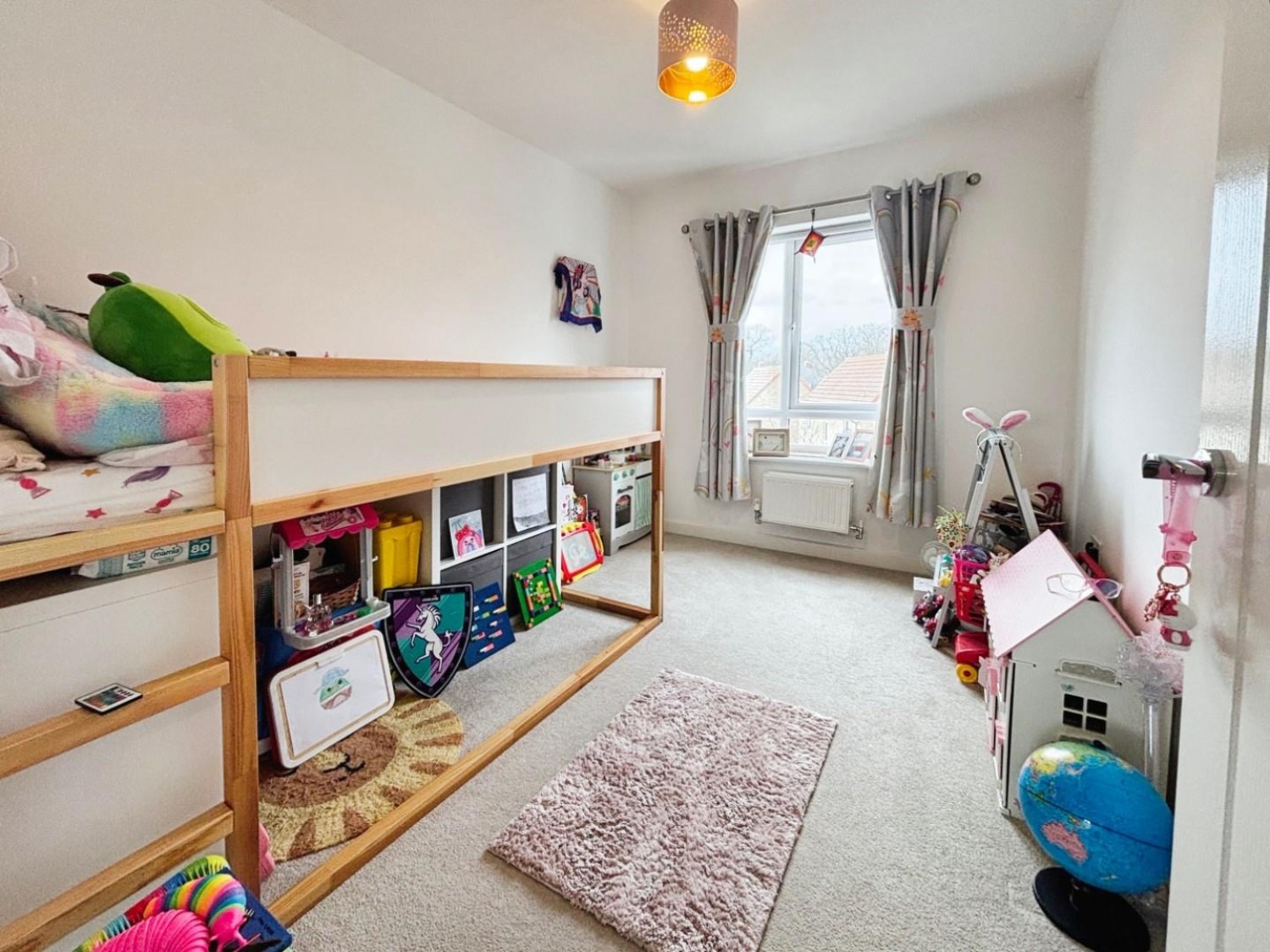 Laurens Van Der Post Way, Repton Park
