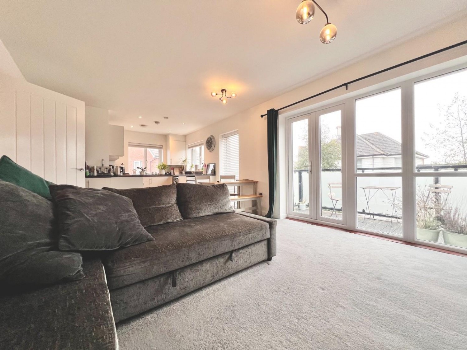 Laurens Van Der Post Way, Repton Park