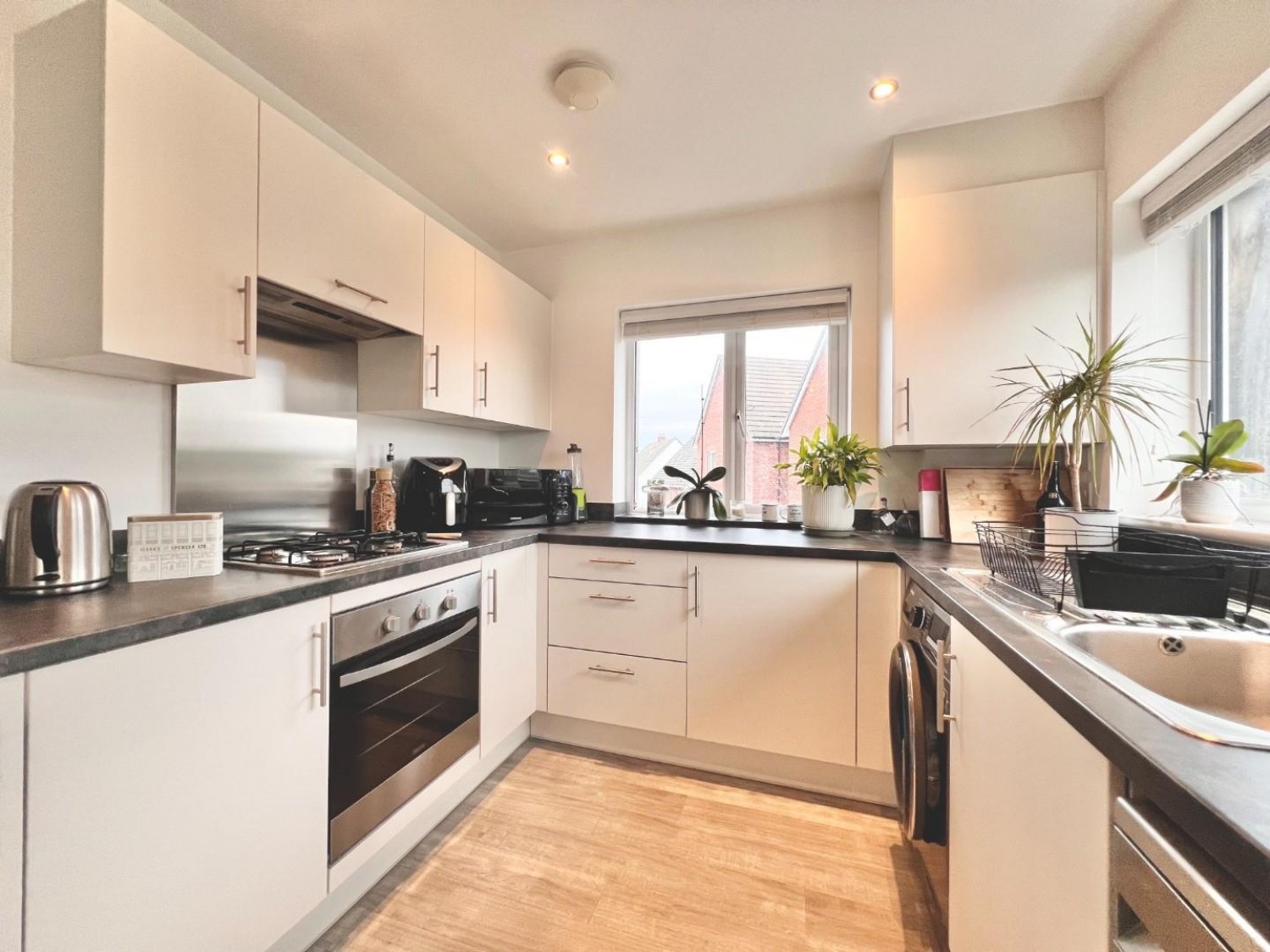 Laurens Van Der Post Way, Repton Park