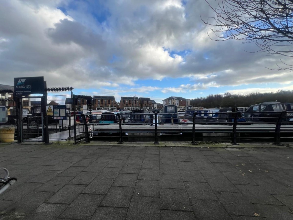 Marina Walk, Leigh