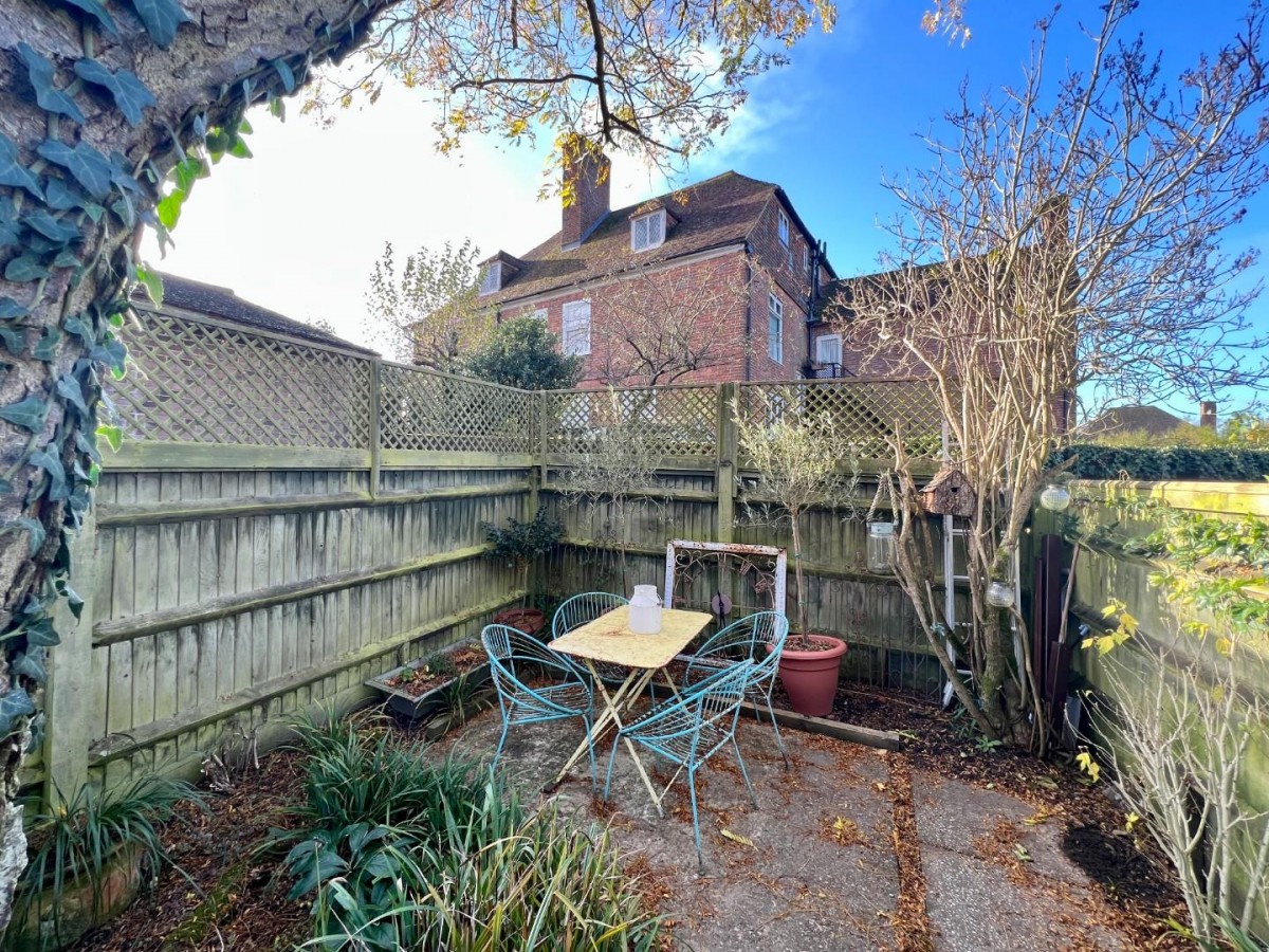 West Cross Mews, West Cross Gardens Tenterden